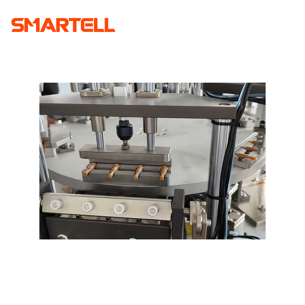 Máquina de montagem de conector de látex de desempenho estável para operação contínua